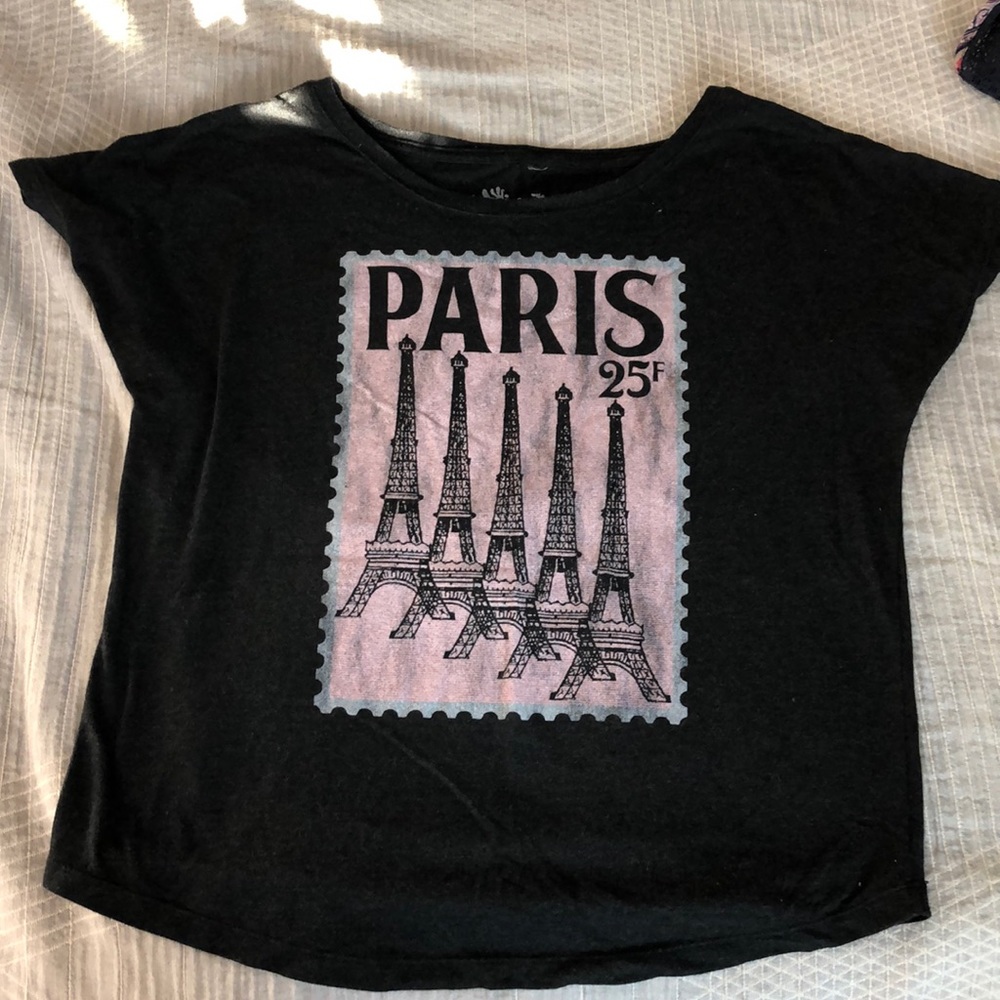 Fitted tee with vintage print